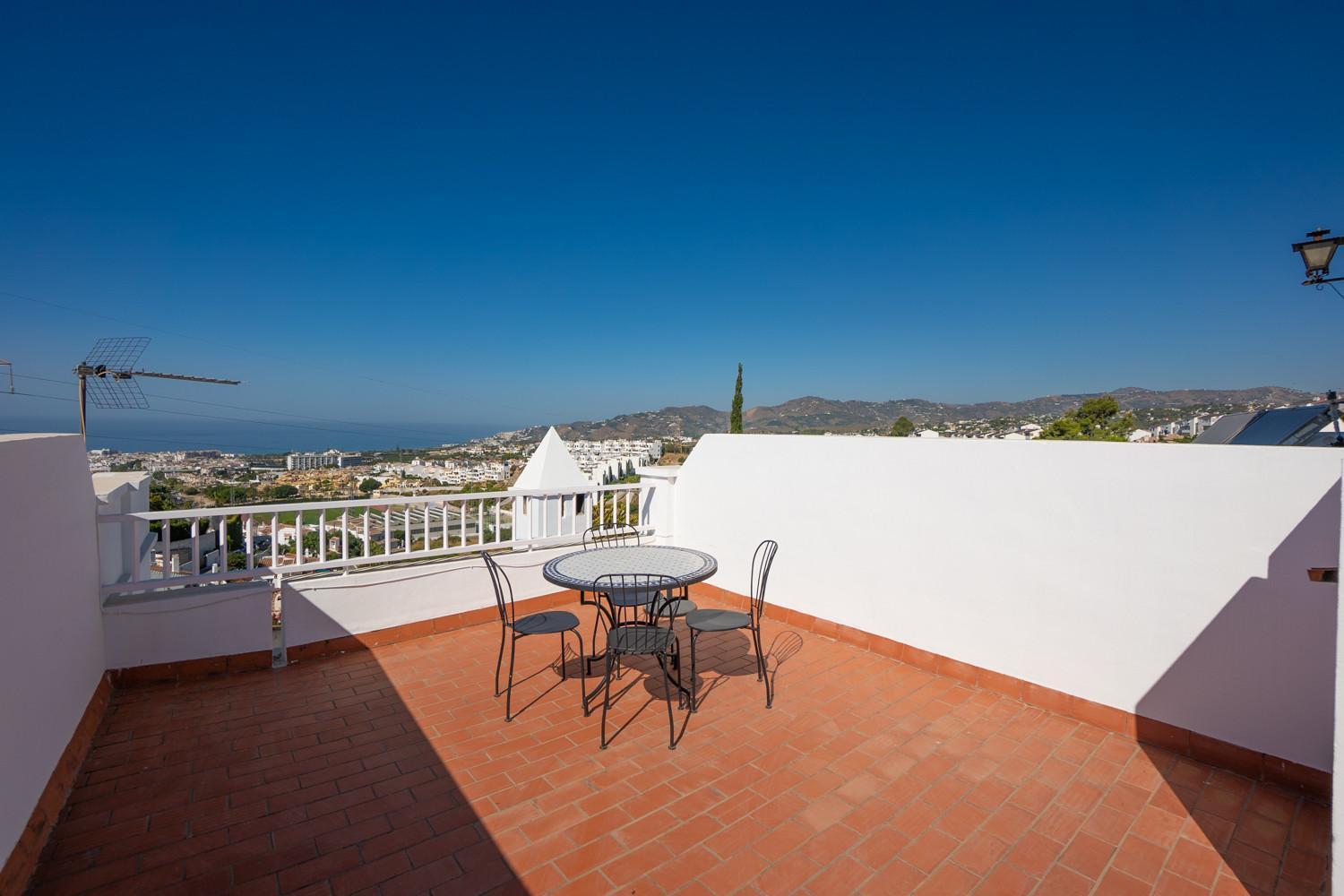 Urb. Alhambra 3 Villa Nerja Luaran gambar